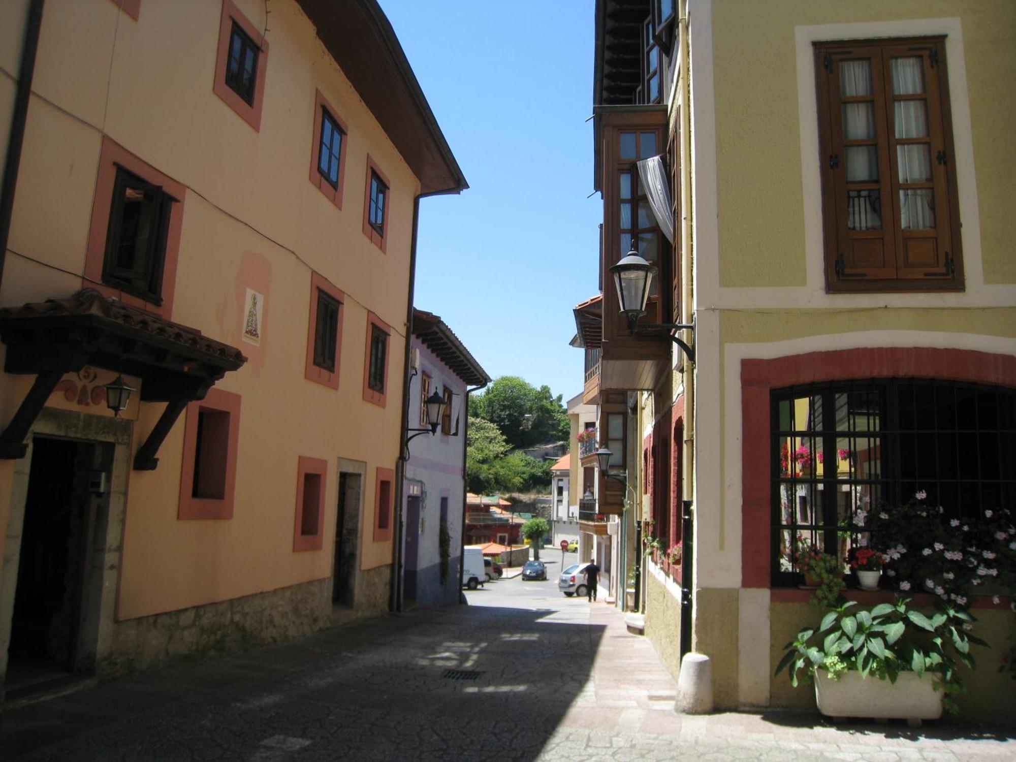 Casa Cotiellu Guest House Llanes Exterior foto